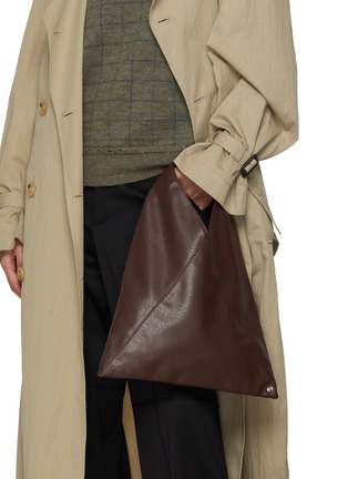 模特儿示范图 - 点击放大 - MM6 MAISON MARGIELA - 小号 JAPANESE 三角手提包