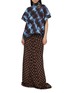 模特儿示范图 - 点击放大 - DRIES VAN NOTEN - 纯棉高领格纹套头衫