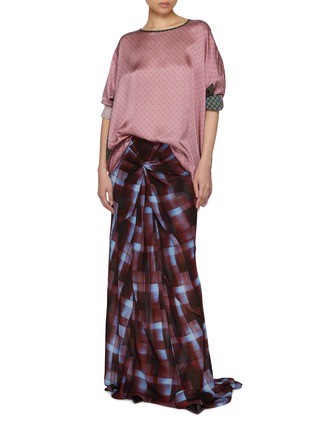 模特儿示范图 - 点击放大 - DRIES VAN NOTEN - Smila 扭结加长半身裙