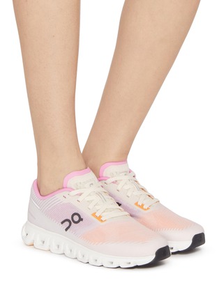模特儿示范图 - 点击放大 - ON - Cloud 6 Push Women's Sneakers