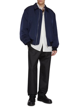 模特儿示范图 - 点击放大 - DRIES VAN NOTEN - Long Sleeve Floral Print Cotton Poplin Shirt