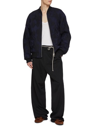 模特儿示范图 - 点击放大 - DRIES VAN NOTEN - Volker Floral Jacquard Jacket