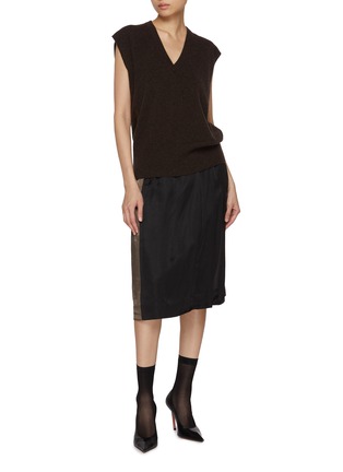 模特儿示范图 - 点击放大 - MAISON MARGIELA - Asymmetrical Bicolour Midi Skirt
