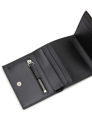 细节 - 点击放大 - MM6 MAISON MARGIELA - Numeric Logo Embossed Leather Trifold Wallet