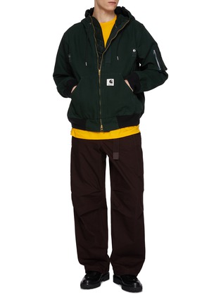 模特儿示范图 - 点击放大 - SACAI - x Carhartt WIP Layered Cotton Hoodie