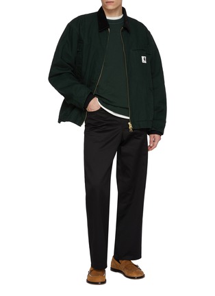 模特儿示范图 - 点击放大 - SACAI - x Carhartt WIP Contrast Collar Frankenstein Cotton Jacket