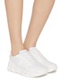 模特儿示范图 - 点击放大 - ON - Cloudzone Women's Sneakers