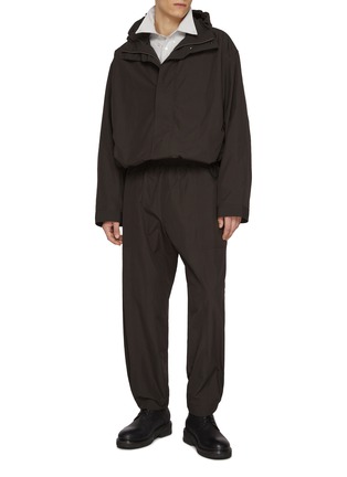 模特儿示范图 - 点击放大 - STUDIO NICHOLSON - Ashi Elasticated Waist Pants