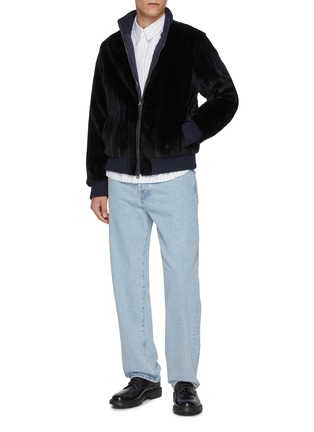 模特儿示范图 - 点击放大 - FABIO GAVAZZI - Ribbed Sculpted Mink Bomber Jacket
