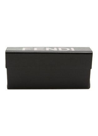 细节 - 点击放大 - FENDI - FENDI FIRST 方框太阳眼镜