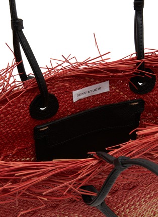 细节 - 点击放大 - SENSI STUDIO - Medium Frayed Border Straw Basket Bag