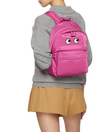 模特儿示范图 - 点击放大 - ANYA HINDMARCH - Small Eyes Nylon Backpack