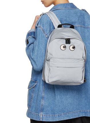 模特儿示范图 - 点击放大 - ANYA HINDMARCH - Small Eyes Nylon Backpack