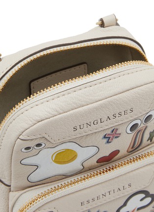 细节 - 点击放大 - ANYA HINDMARCH - All Over Stickers Essential Leather Crossbody Pouch