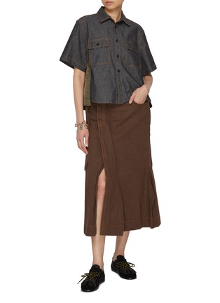 模特儿示范图 - 点击放大 - SACAI - 拼接牛仔衬衫