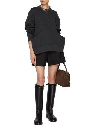 模特儿示范图 - 点击放大 - SACAI - Exaggerated Pocket Sponge Sweat Sweatshirt