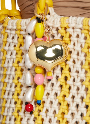 正面 -点击放大 - CLARE V - Beaded Key Chain