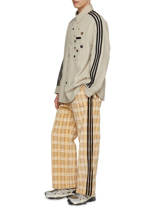 模特儿示范图 - 点击放大 - ADIDAS - X Song For The Mute Adi006 Button Embellished Shirt