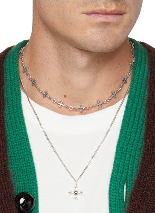 模特儿示范图 - 点击放大 - EMANUELE BICOCCHI - Sterling Silver Multi-cross Avelli Necklace