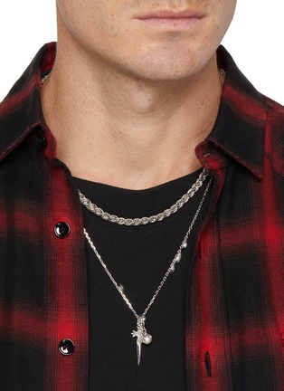 模特儿示范图 - 点击放大 - EMANUELE BICOCCHI - Freshwater Pearl Sterling Silver Pugnale Pendant Necklace