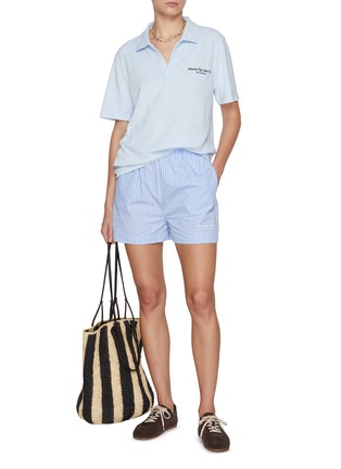 模特儿示范图 - 点击放大 - SPORTY & RICH - X Hotel du Cap-Eden-Roc Script Cotton Terry Polo