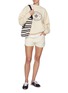模特儿示范图 - 点击放大 - SPORTY & RICH - X Hotel du Cap-Eden-Roc Crest Embroidered Cotton Fleece Sweater