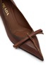 细节 - 点击放大 - PRADA - Runway Décolleté 55 Bow Leather Pumps