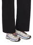 模特儿示范图 - 点击放大 - SALOMON - XT-6 Low Top Men's Sneakers