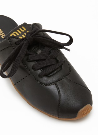 细节 - 点击放大 - MIU MIU - Plume Leather Mules