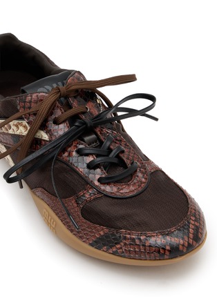 细节 - 点击放大 - MIU MIU - 女款 GYMNASIUM 拼接系带运动鞋