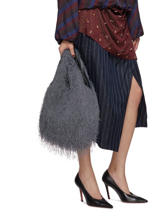 模特儿示范图 - 点击放大 - DRIES VAN NOTEN - Fringes Shopper Tote