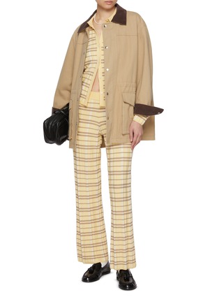 模特儿示范图 - 点击放大 - GUEST IN RESIDENCE - Plaid Flared Pants