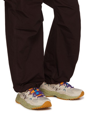模特儿示范图 - 点击放大 - FLOWER MOUNTAIN - Yamabushi Uni Men's Sneakers