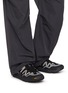 模特儿示范图 - 点击放大 - FLOWER MOUNTAIN - Iwano 2 Uni Men's Sneakers