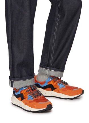模特儿示范图 - 点击放大 - FLOWER MOUNTAIN - Yamano 3 Men's Sneakers