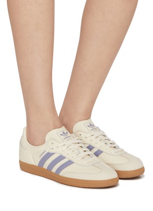 模特儿示范图 - 点击放大 - ADIDAS - Samba OG Low Top Women's Sneakers