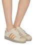 模特儿示范图 - 点击放大 - ADIDAS - 女款 SUPERSTAR II W 系带运动鞋