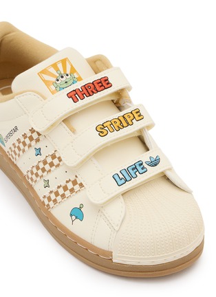 细节 - 点击放大 - ADIDAS - x Disney Pixar Superstar II CF C Velcro Kids' Sneakers