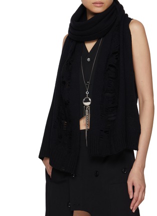 模特儿示范图 - 点击放大 - 10867 - Pal Destroyed Merino Wool Knit Shawl