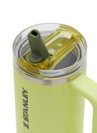 细节 –点击放大 - STANLEY - The Quencher Protour Flip Straw Lid Tumbler 30oz — Prinkly Pear