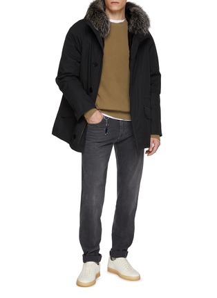 模特儿示范图 - 点击放大 - YVES SALOMON - Fur Collar Parka