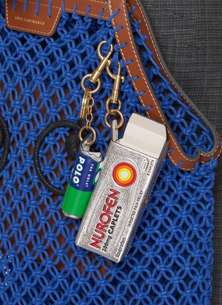 正面 -点击放大 - ANYA HINDMARCH - Nurofen Leather Keyring Charm