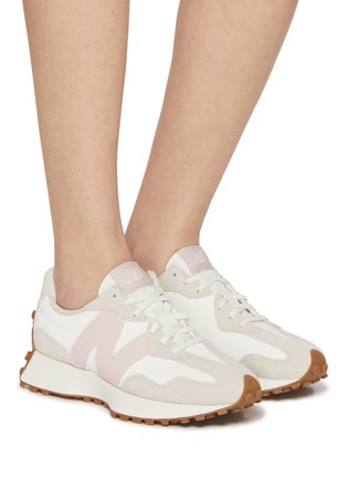 模特儿示范图 - 点击放大 - NEW BALANCE - 327 Low Top Leather Unisex Sneakers