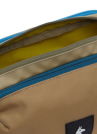 细节 –点击放大 - COTOPAXI - Cada Día Nido Accessory Bag — Desert