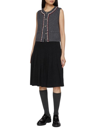 模特儿示范图 - 点击放大 - CRUSH COLLECTION - 仿珍珠饰混羊毛背心