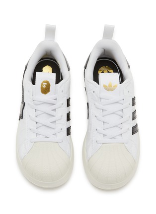 模特儿示范图 - 点击放大 - ADIDAS - X A Bathing Ape SSTR V Bape Kids' Sneakers