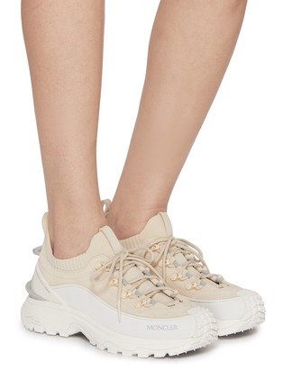 模特儿示范图 - 点击放大 - MONCLER - Trailgrip Lite3 Low Top Suede Women's Sneakers