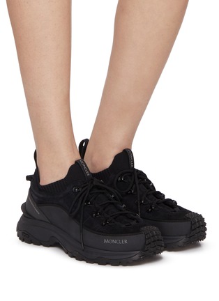 模特儿示范图 - 点击放大 - MONCLER - Trailgrip Lite3 Low Top Suede Women's Sneakers
