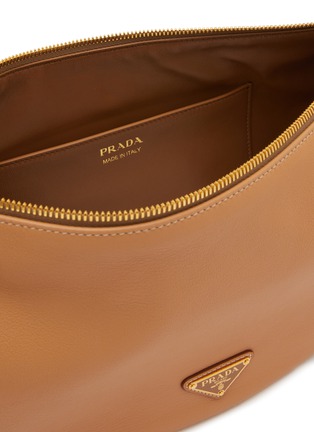 细节 - 点击放大 - PRADA - Small Swing Leather Shoulder Bag