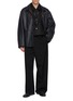 模特儿示范图 - 点击放大 - LEMAIRE - Single Pocket Cotton Wool Twill Overshirt